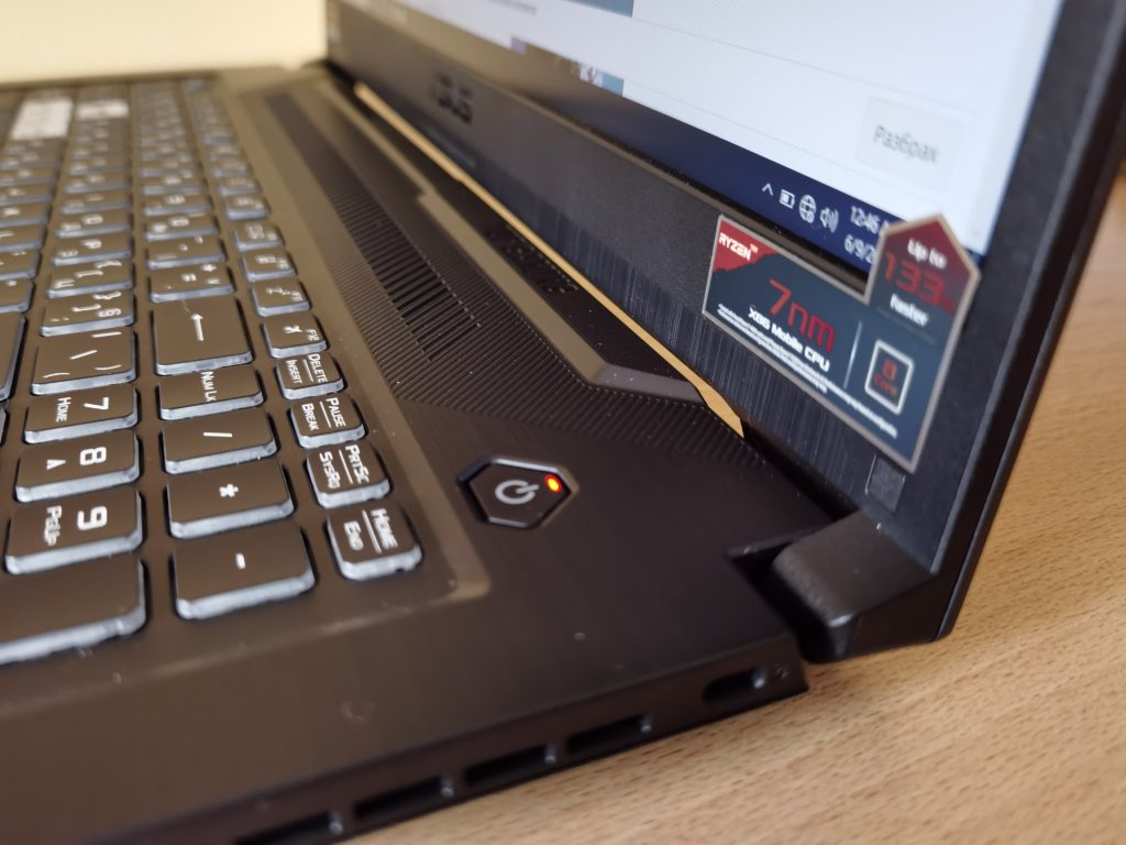 Ревю на ASUS TUF A17 (FA706) – геймърски лаптоп с новия Ryzen 7 4800H