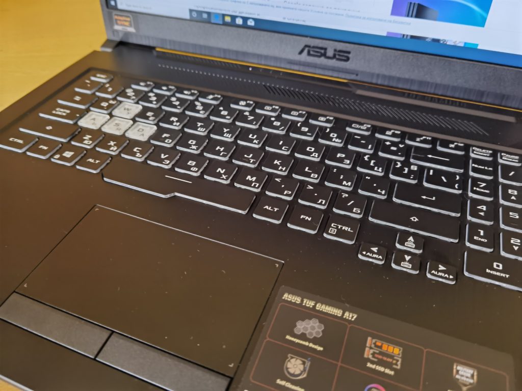 Ревю на ASUS TUF A17 (FA706) – геймърски лаптоп с новия Ryzen 7 4800H