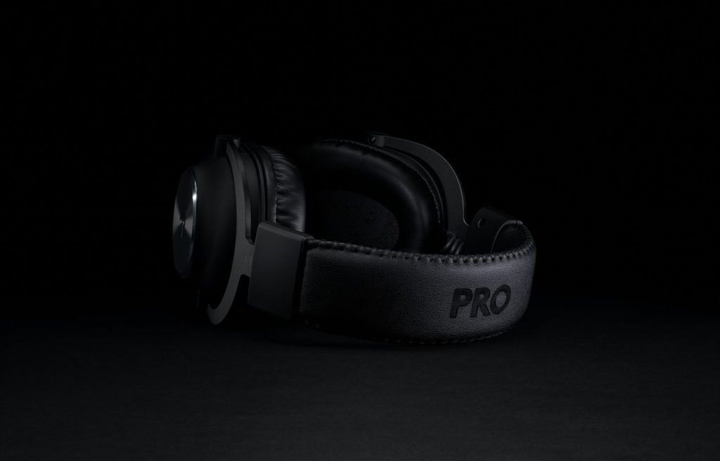 Logitech G представи нови PRO слушалки с LIGHTSPEED Wireless