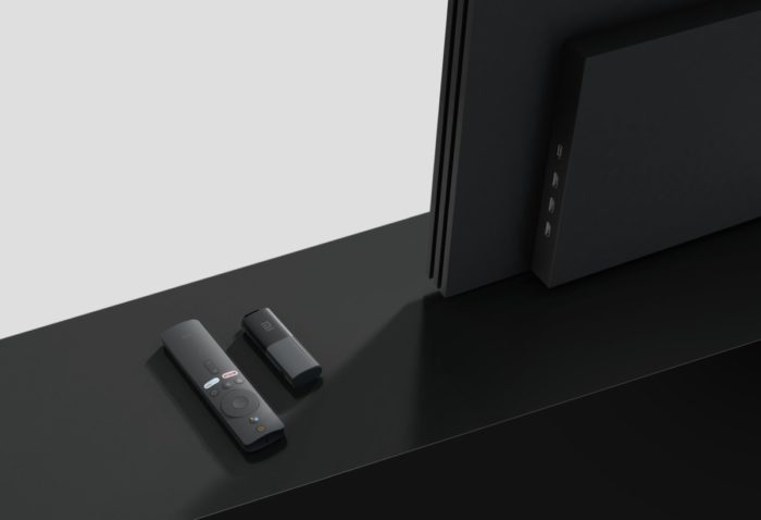 Това е новият извит гейминг монитор на Xiaomi, показаха и Android TV стик за 40 евро