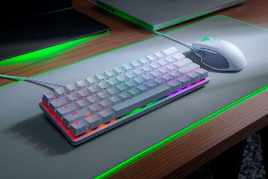 Razer пусна компактната Huntsman Mini гейминг клавиатура