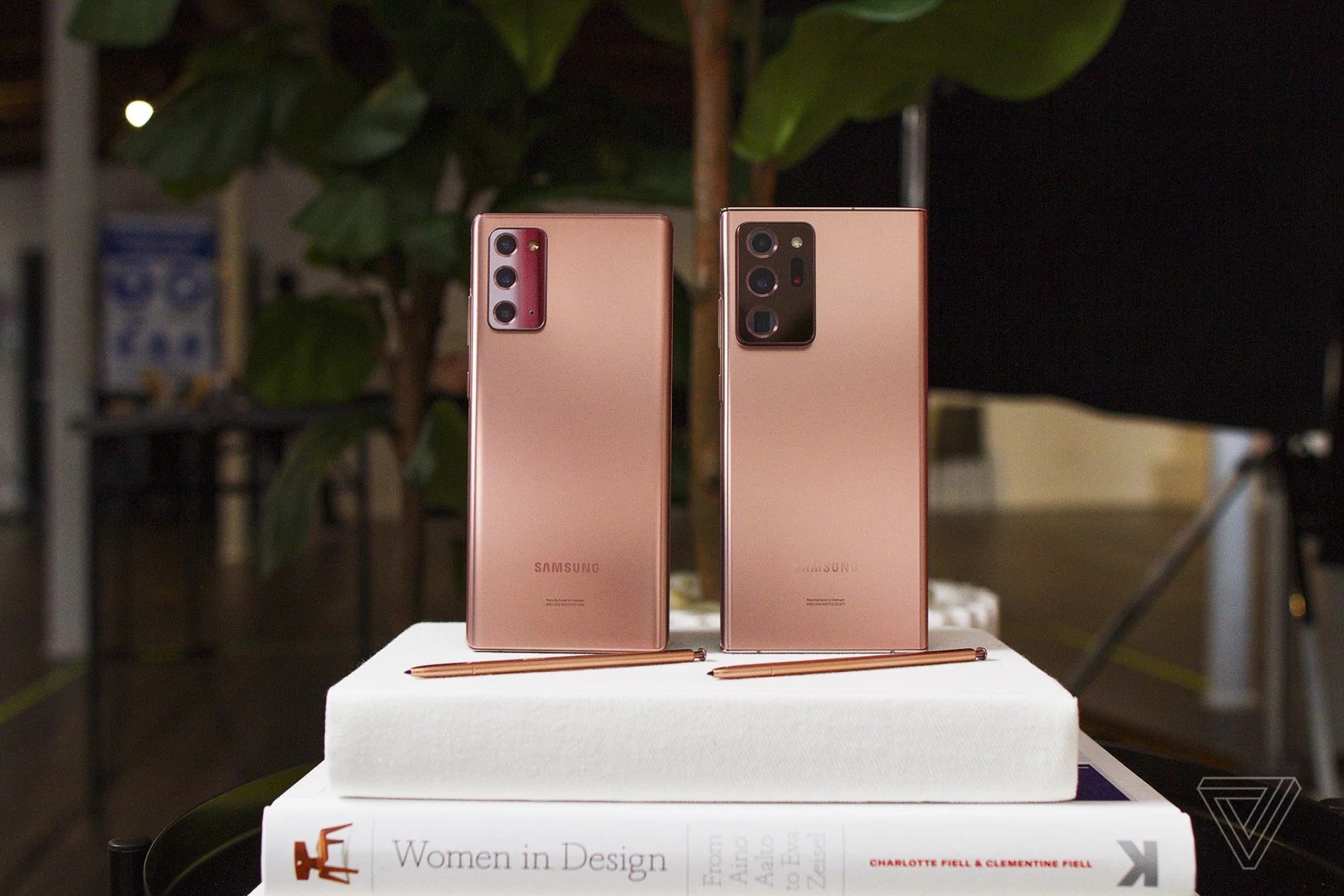 Samsung представи серията Galaxy Note20: мощни флагмани с елегантен дизайн