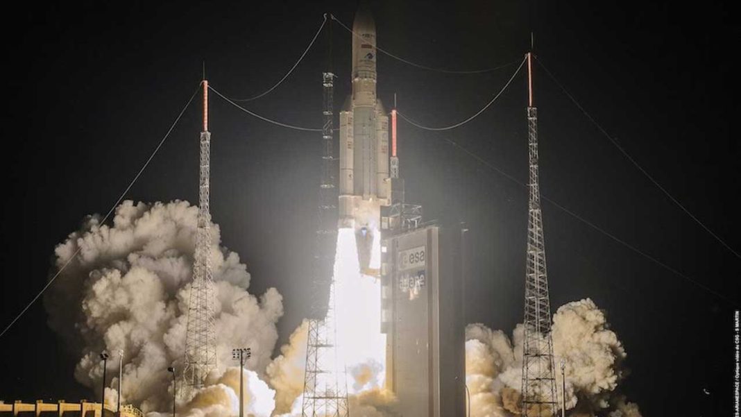 ariane 5 Ракетата Ariane 5 изведе в орбита роботизиран космически влекач и два търговски спътника