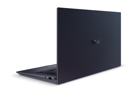 ASUS представи новите си професионални лаптопи ZenBook Pro 15 и ExpertBook B9