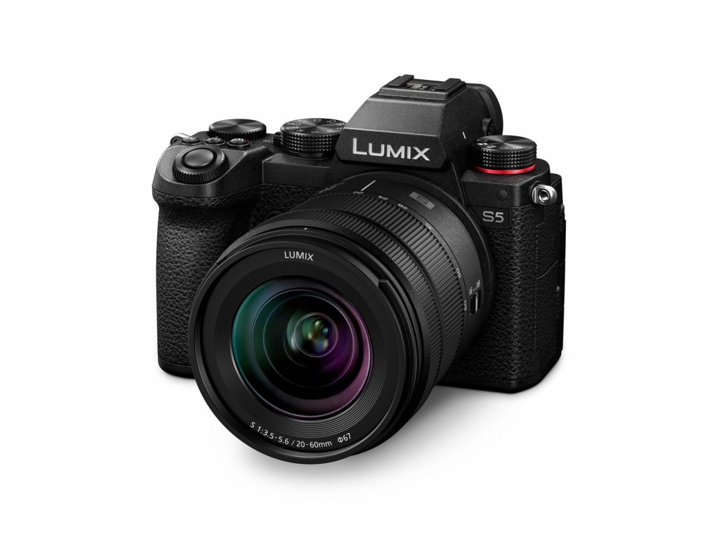 Panasonic представи пълноформатен безогледален фотоапарат LUMIX S5