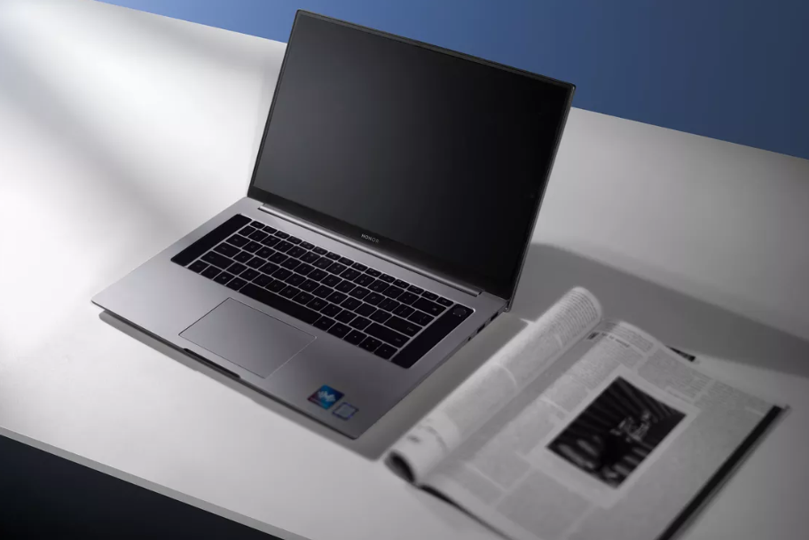 Honor представи нови часовници и лаптопи на IFA 2020