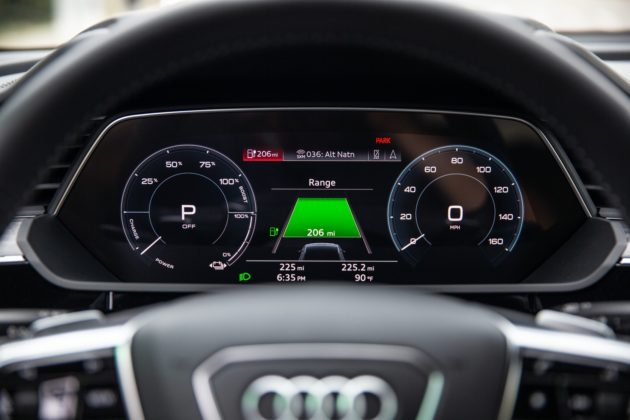 Audi e-tron Sportback 2021 – колата от бъдещето, която не отхвърля традициите
