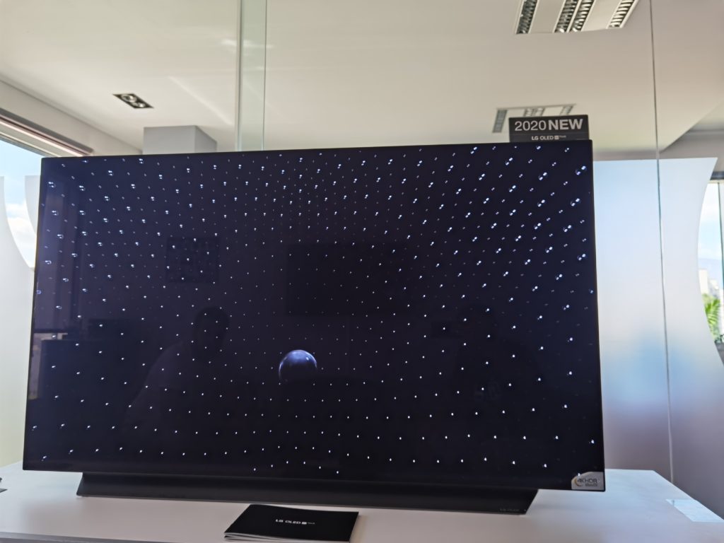 Ревю на LG OLED55CX – премиум функциите и възможностите стават по-достъпни