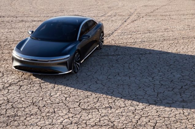 Lucid Motors представи най-евтината версия на своя електромобил Lucid Air: мощност 480 конски сили, пробег 650 км и цена едва  900
