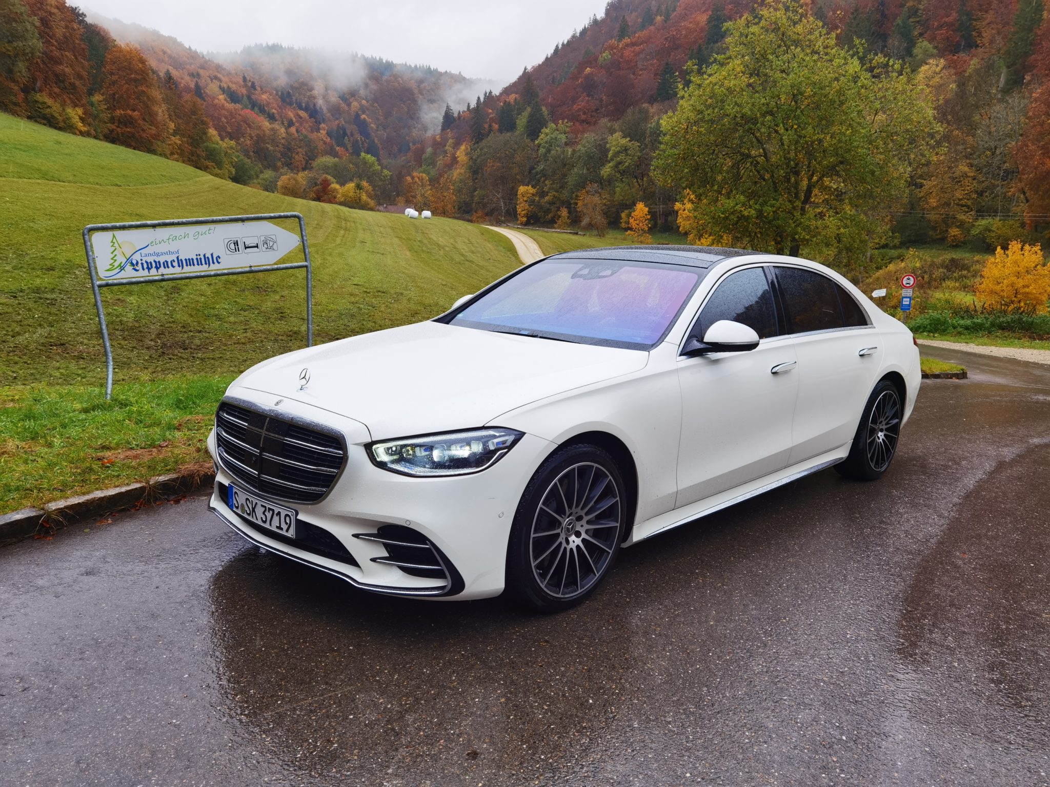 Mercedes Intelligent Drive – революционна система от умни технологии за безопасно и комфортно шофиране