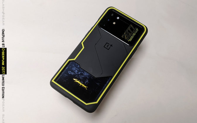 Разопаковане на OnePlus 8T Cyberpunk 2077 Edition – произведение на изкуството