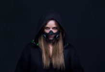 CES 2021: Razer разработва N95 респиратор с RGB и интересни опции за говора