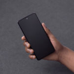 Новите Galaxy A52, A52 5G и A72 – верни спътници както в офиса, така и на планински върхове и морския бряг