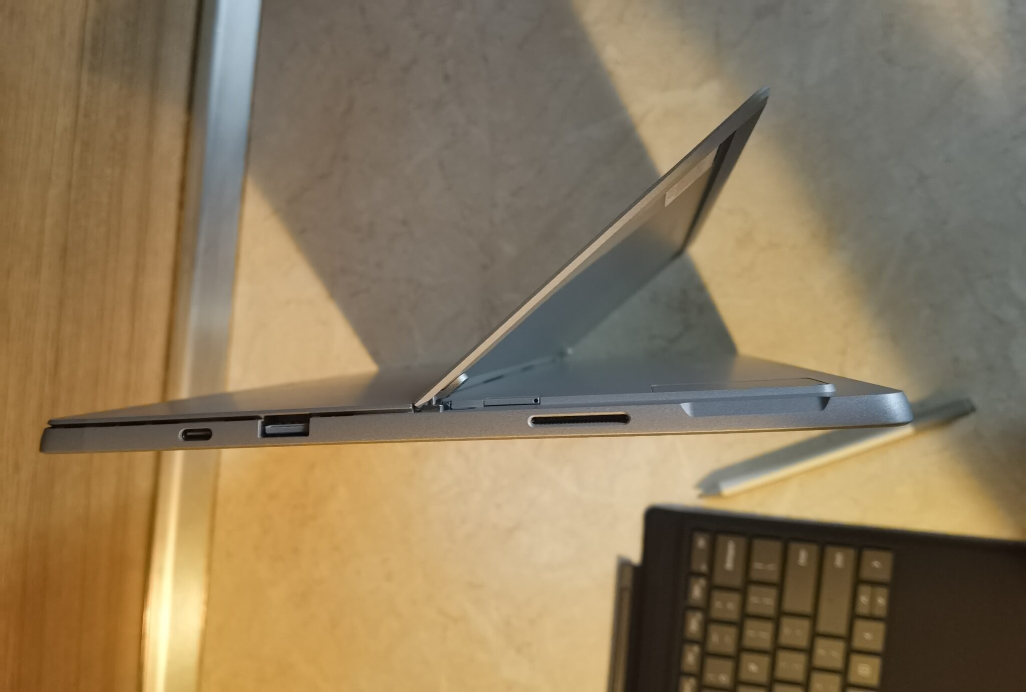Microsoft Surface Pro 7+ – хибридът, от който бизнесът има нужда?