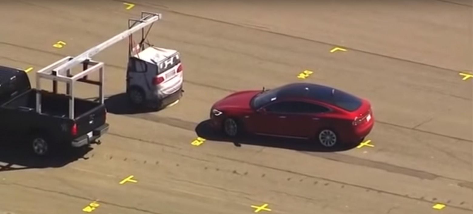 Независими тестове показаха, че автопилотът на Tesla с машинно зрение е на същото ниво като радарния