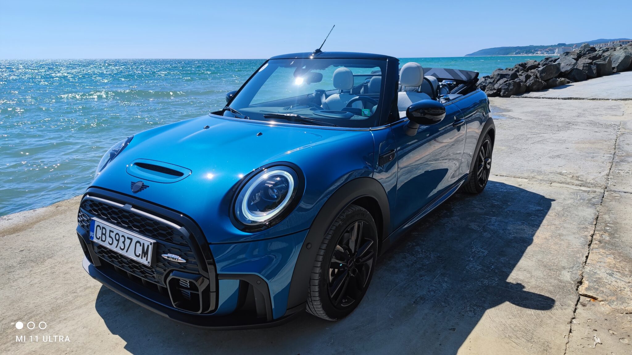 Новите MINI Hatch, MINI Cabrio и MINI Countryman дебютираха в България
