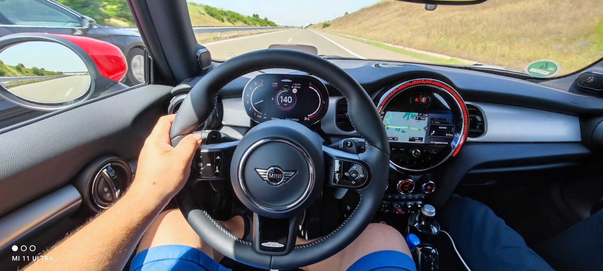Новите MINI Hatch, MINI Cabrio и MINI Countryman дебютираха в България