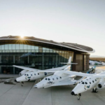 На живо: Първият космически полет на Virgin Galactic със сър Ричард Брансън на борда