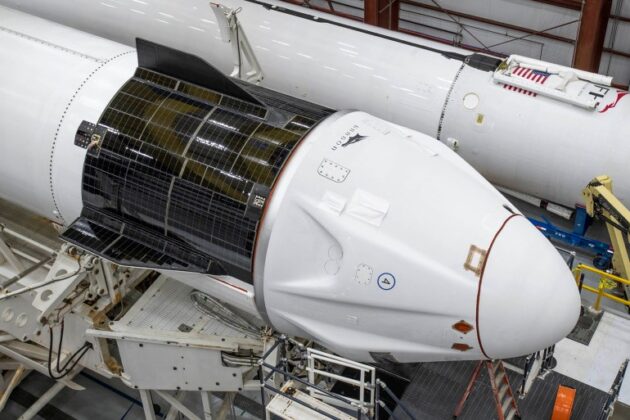 Falcon 9 и Crew Dragon са готови за първата цивилна мисия на SpaceX с име Inspiration4