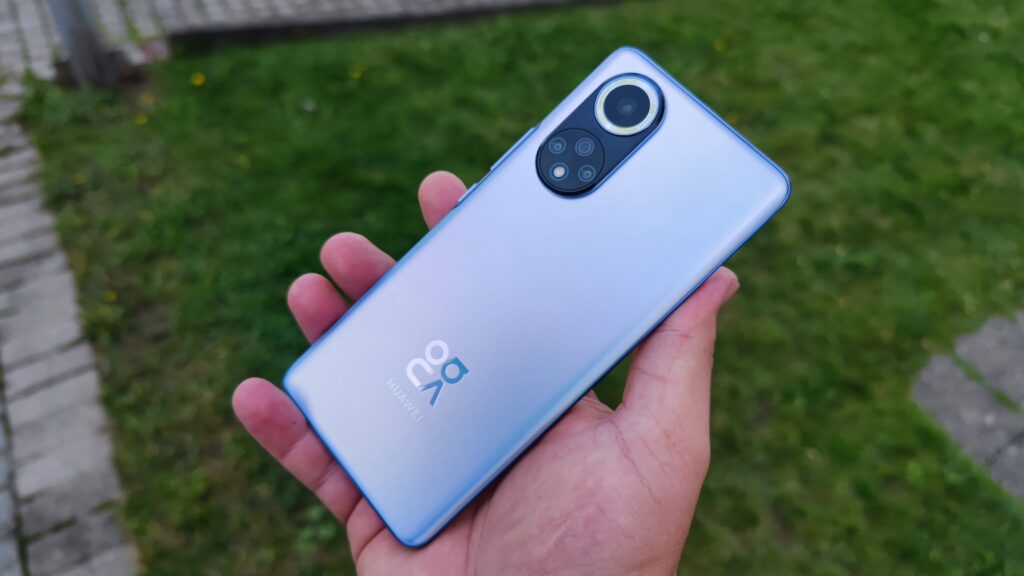 Huawei представи nova 9 в Европа. Първи впечатления от модела