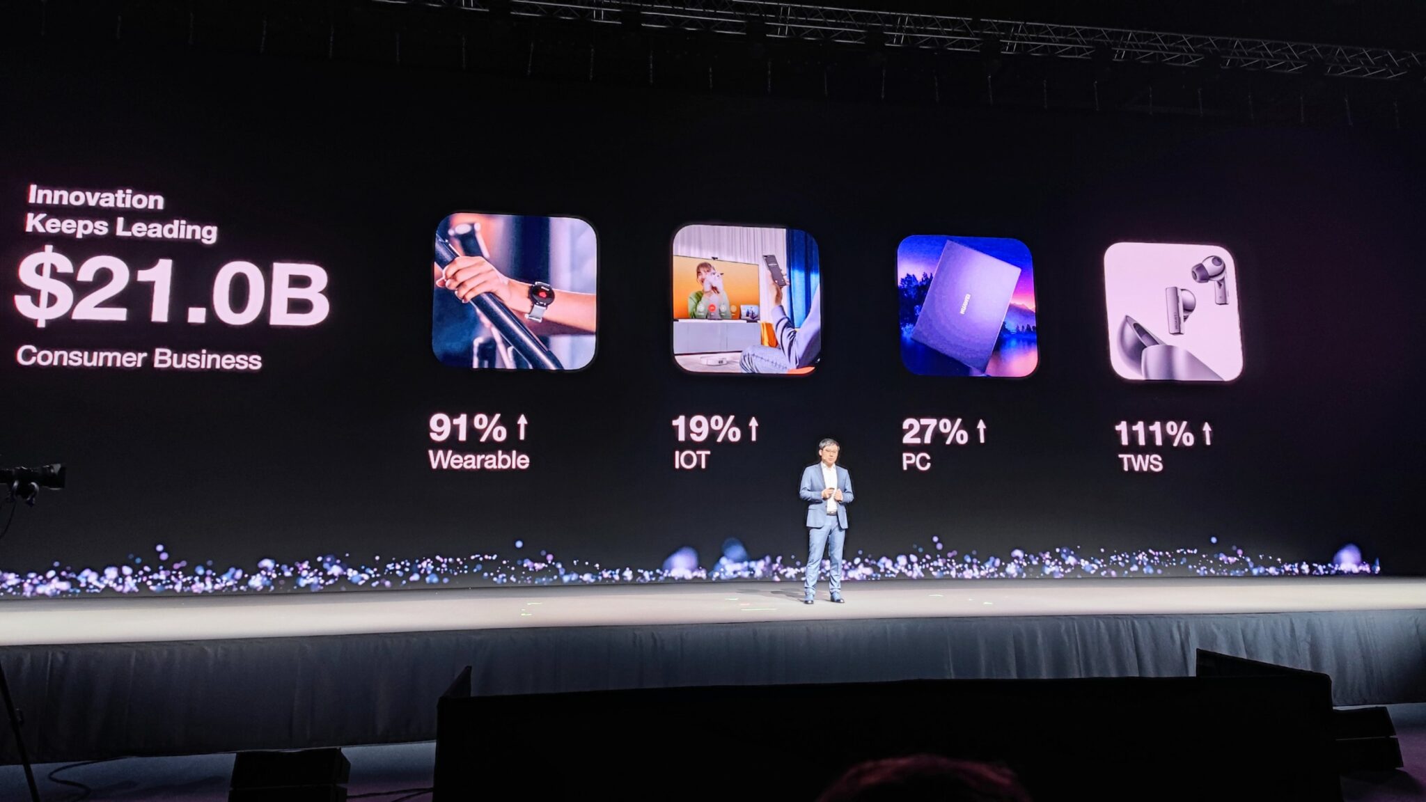 Huawei представи nova 9, Watch GT 3 и слушалки-червило във Виена