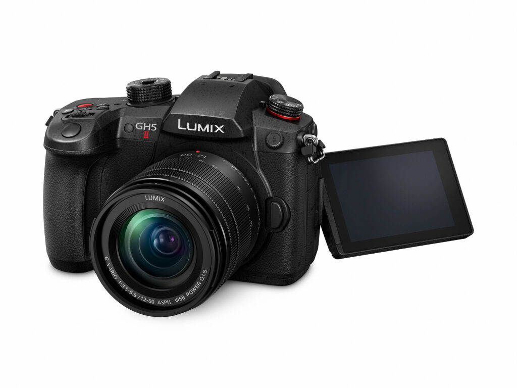 LUMIX GH5M2 – многофункционален хибриден, безогледален фотоапарат, предлага запис на 4K видео и безжично поточно предаване на живо