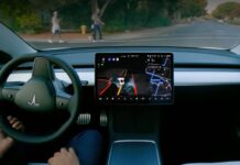 Tesla представи FSD Beta 10.5 с редица нови възможности