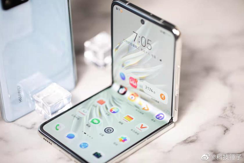 Официален анонс на сгъваемия смартфон Huawei P50 Pocket – прекият конкурент на Samsung Galaxy Z Flip 3