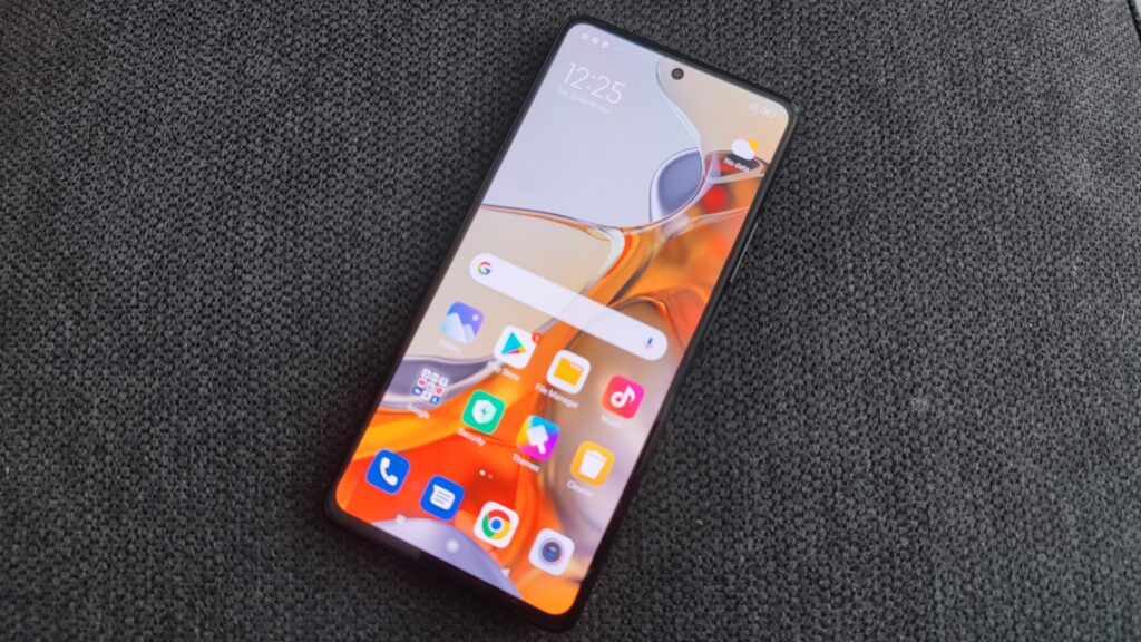 Xiaomi 11T Pro – добри камери, най-бързото зареждане и много висока производителност