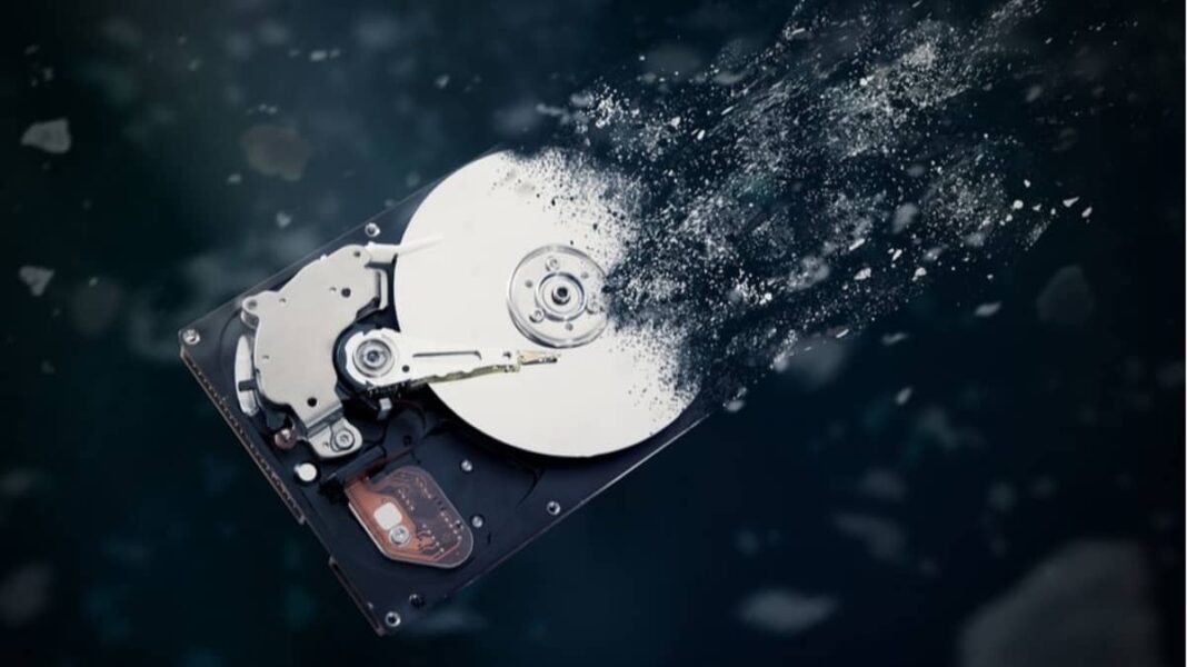 hdd_in_history Новото бюджетно SSD на Micron може да е убиецът на твърдите дискове