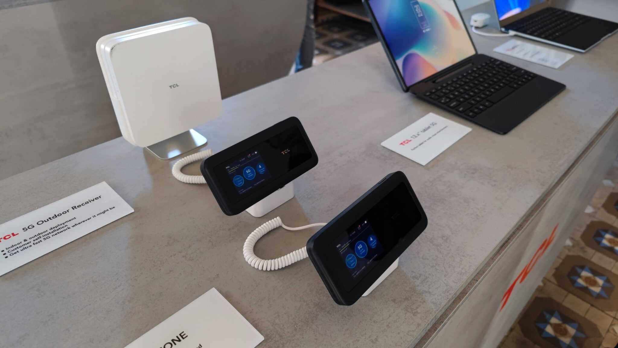 TCL засилва ангажимента си към 5G и разширява портфолиото с нови смартфони, таблети и CPE на Mobile World Congress 2022