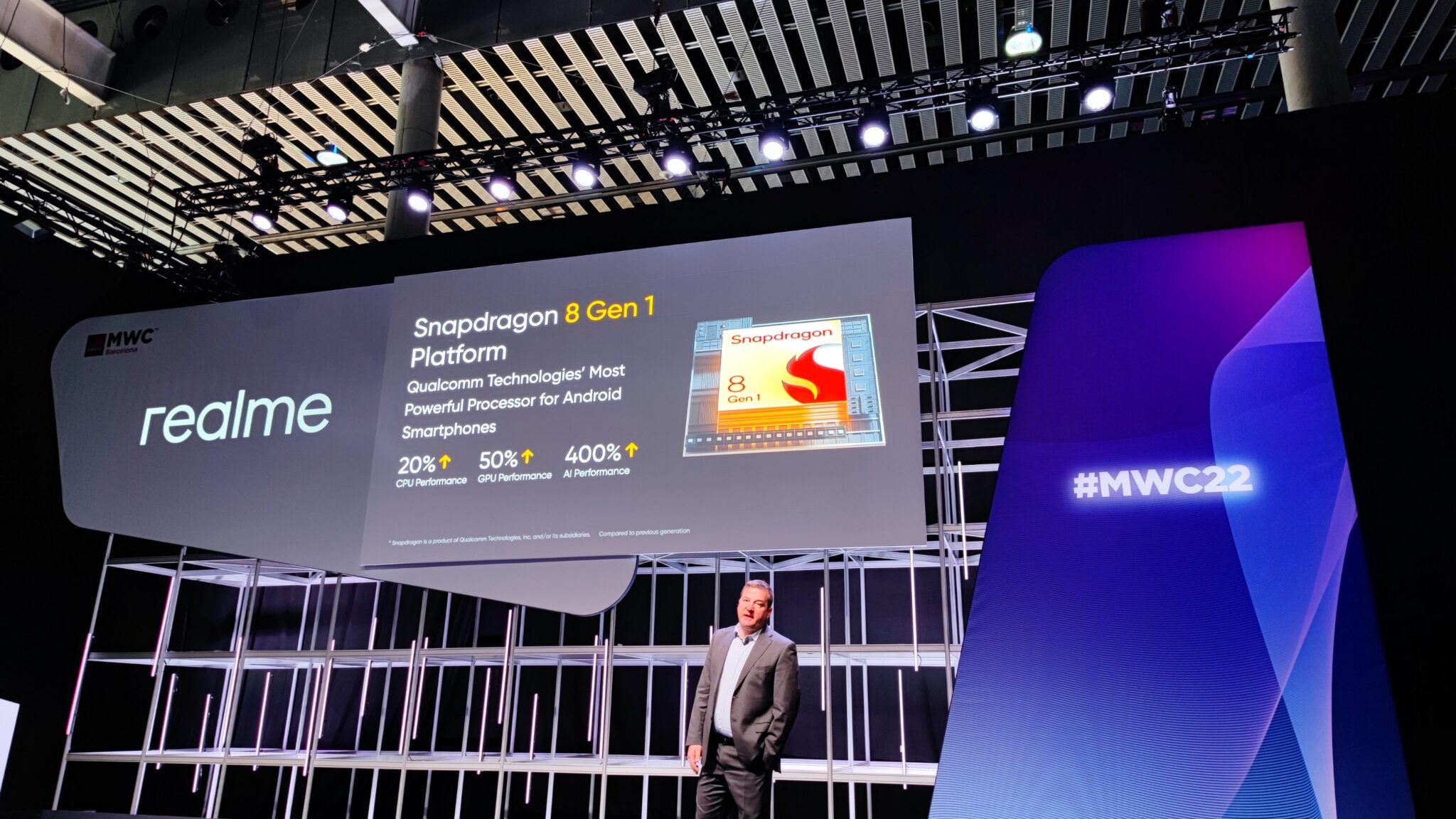 Продажбите на флагманите Realme GT2 Pro и GT2 стартират в световен мащаб