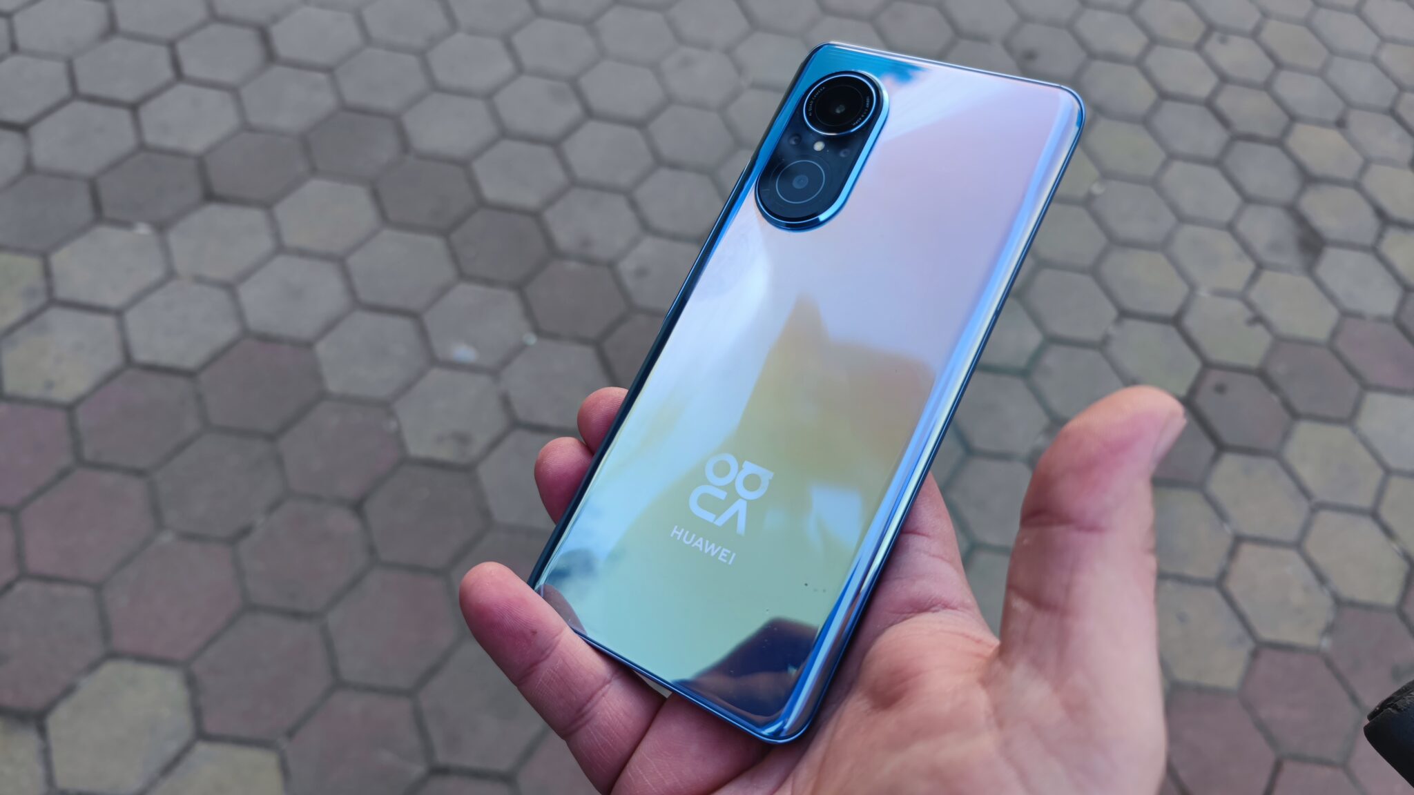 Huawei nova 9 SE – новата версия на един от най-красивите и достъпни телефони на пазарa