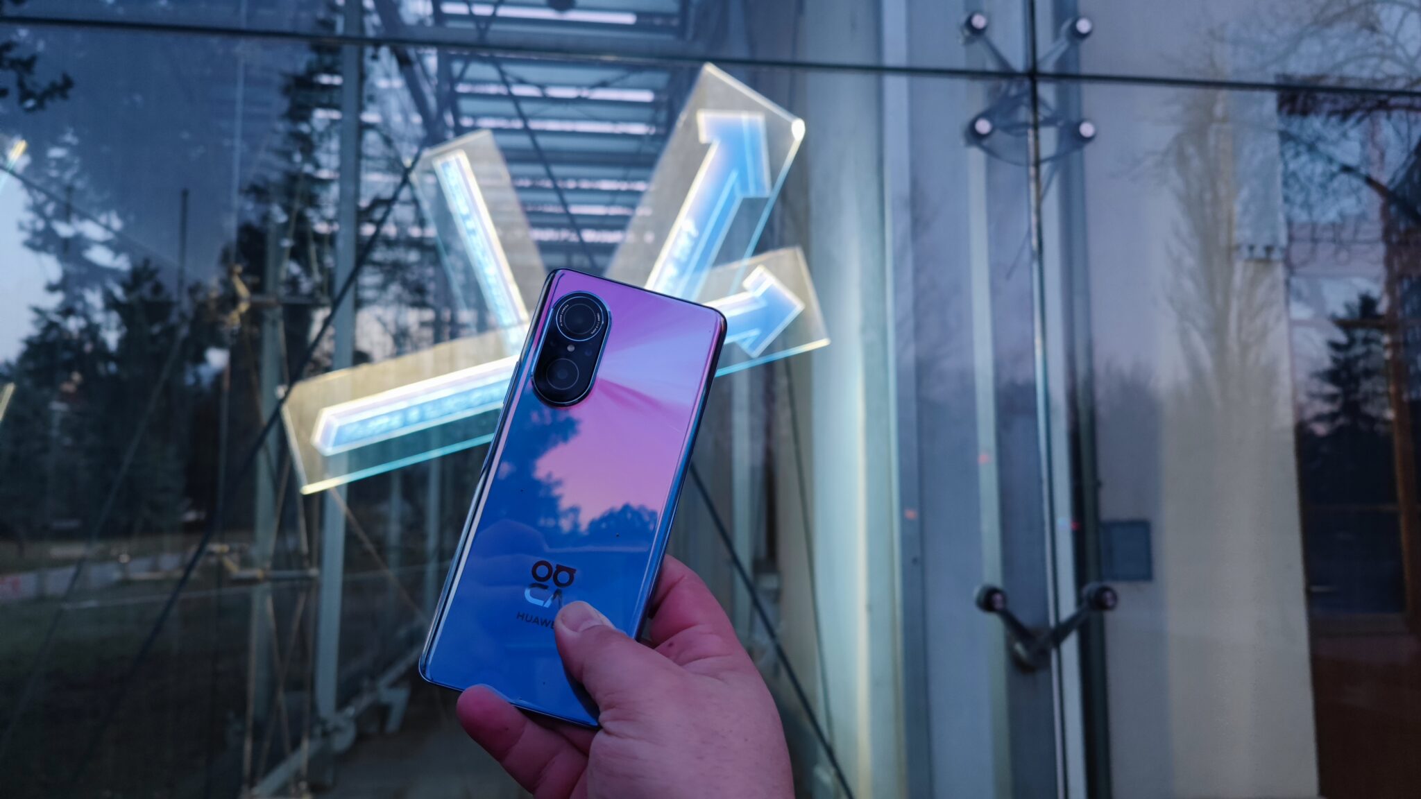 Huawei nova 9 SE – новата версия на един от най-красивите и достъпни телефони на пазарa