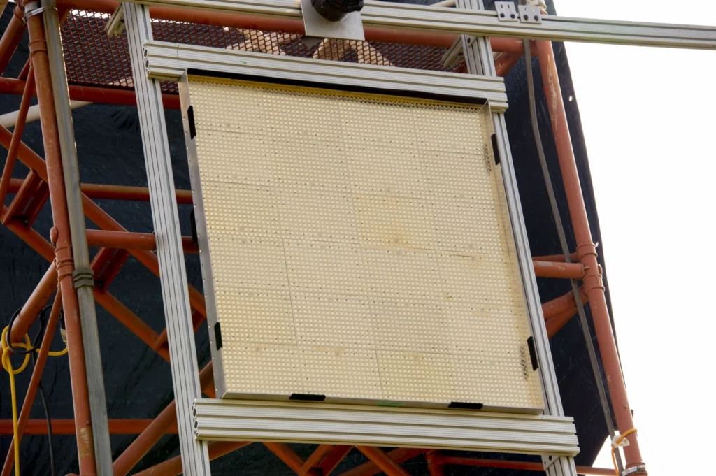 ВМС на САЩ по безжичен път прехвърли 1,6 KW електричество на разстояние 1 километър