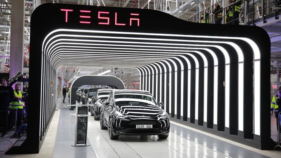 През изтеклите две седмици акциите на Tesla поскъпнаха с над 40%