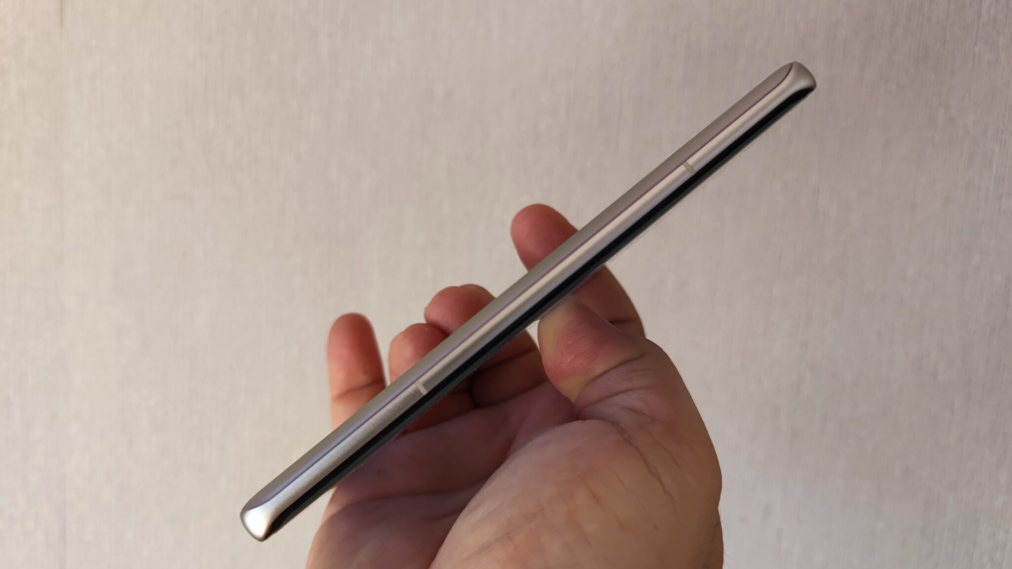 Xiaomi 12 – малкият флагман с красив дизайн