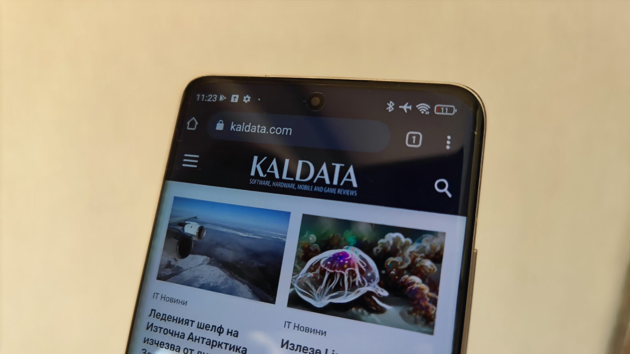 Xiaomi 12 – малкият флагман с красив дизайн
