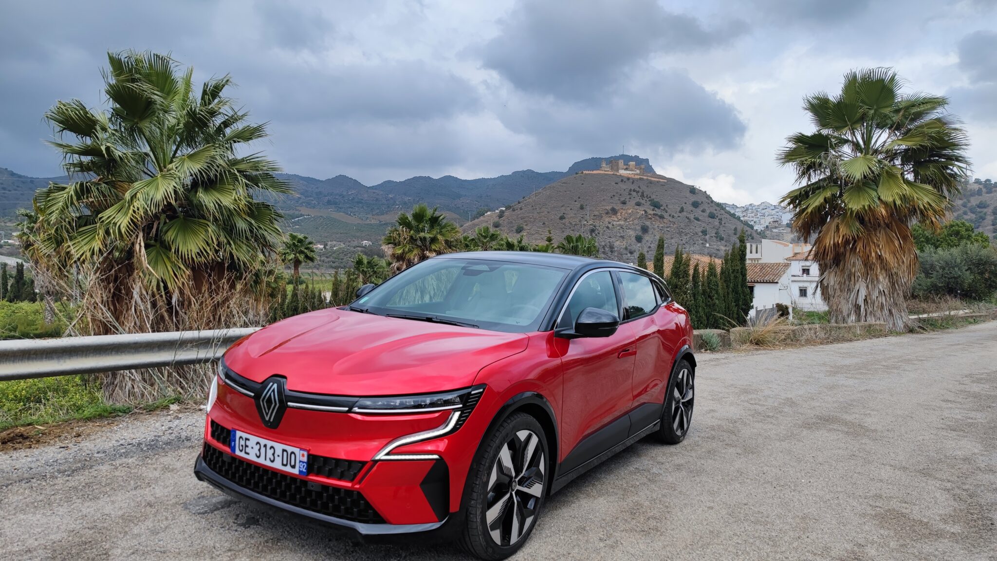 Renault Megane E-Tech: 100% електрическо прераждане