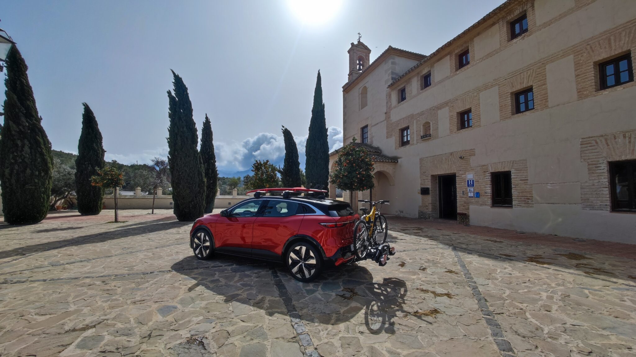 Renault Megane E-Tech: 100% електрическо прераждане