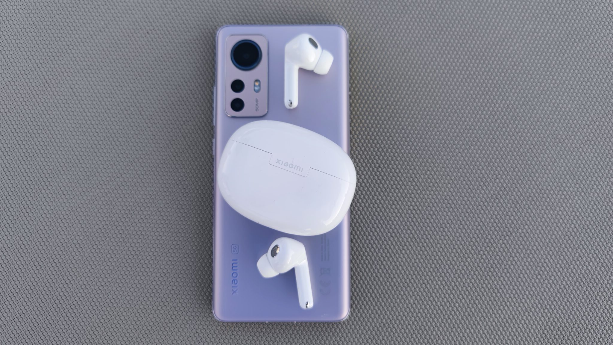 Xiaomi Buds 3T Pro – чудесен звук и добро потискане на страничния шум