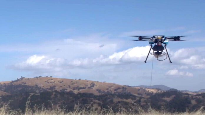 If-you-see-a-Flying-COW-dont-be-alarmed-its-just-AT-T-temporarily-improving-its-5G-signal AT&T тества доставянето на интернет чрез дронове