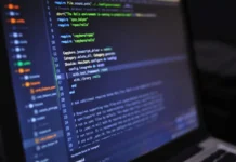 Google представи новия програмен език Carbon, който трябва да замени C++