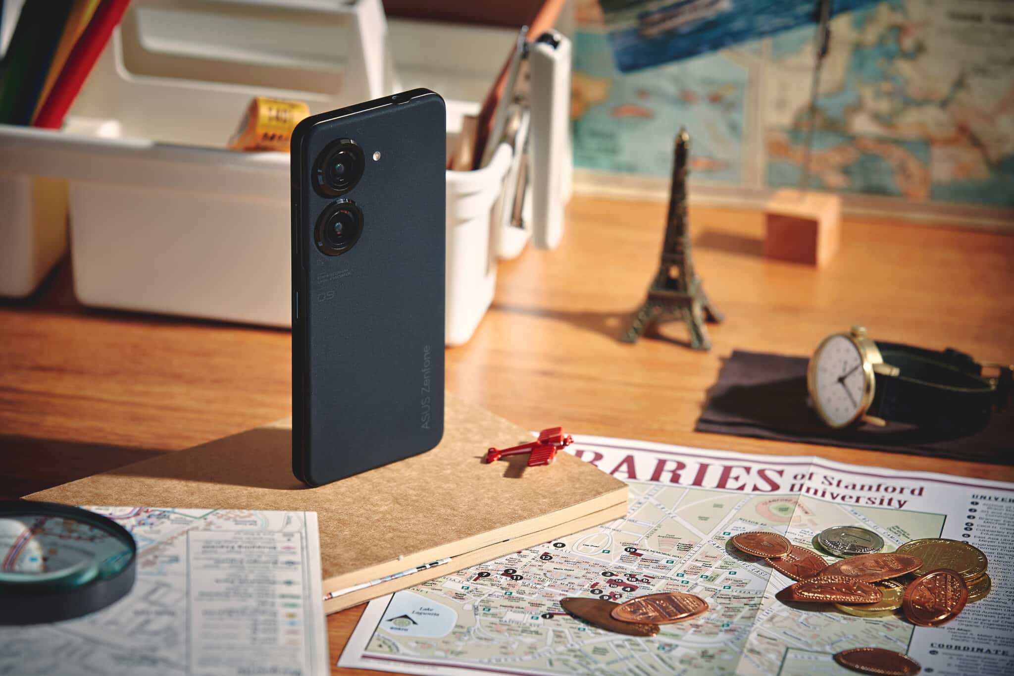 Asus Zenfone 9: Малкият голям смартфон