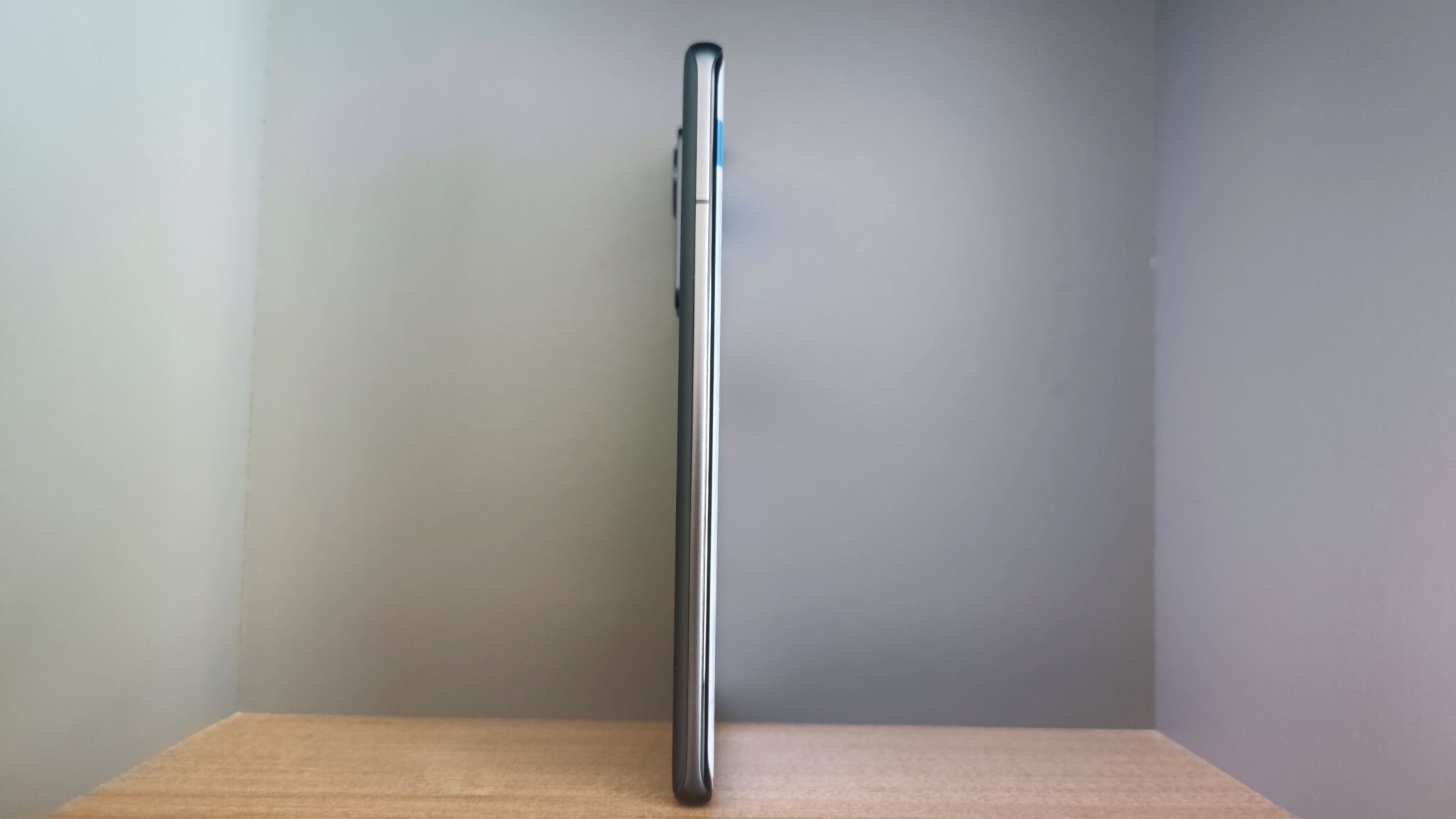 Xiaomi 12 Pro: мощност, красота и светкавично зареждане