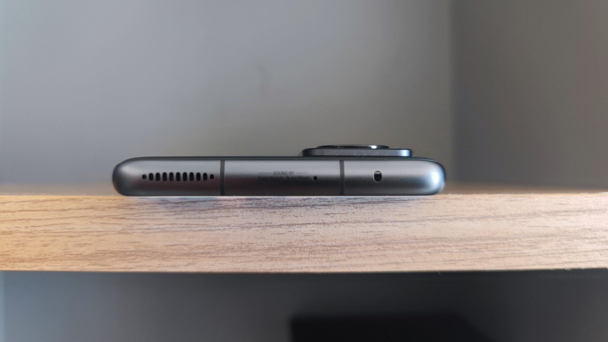 Xiaomi 12 Pro: мощност, красота и светкавично зареждане