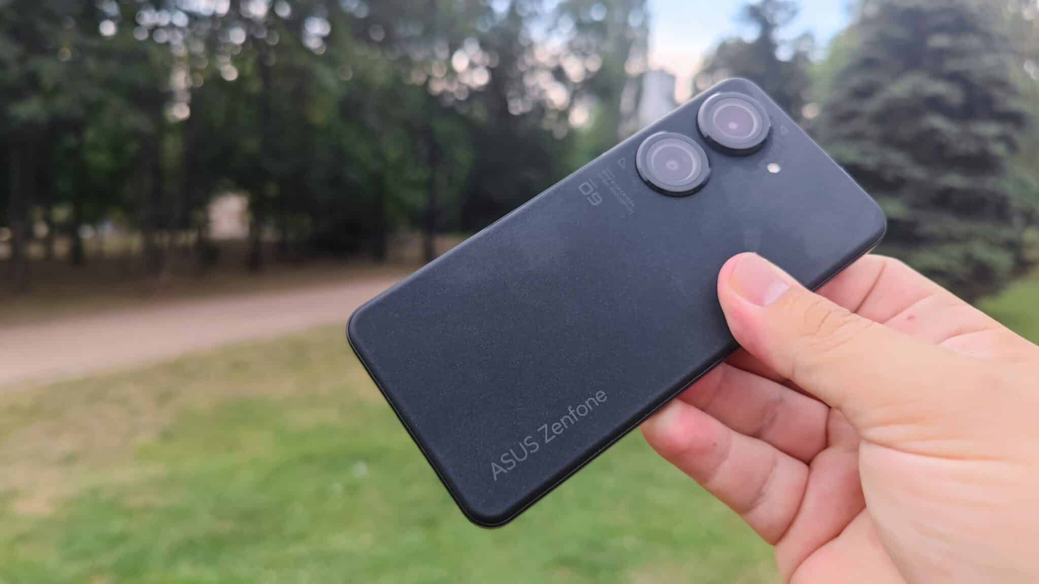 Asus Zenfone 9: Малкият голям смартфон