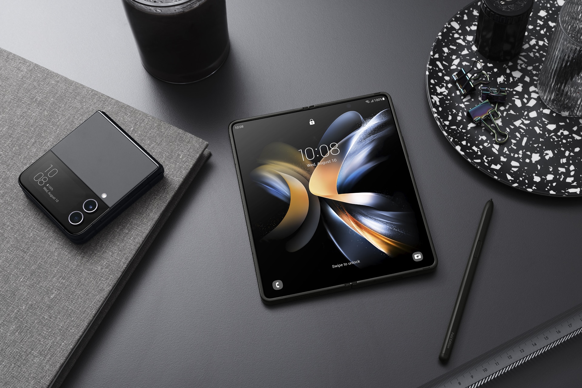 Samsung Galaxy Z Fold4 изпраща приложенията в ново измерение с гъвкавия си режим