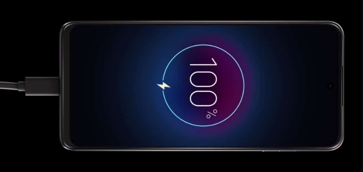 Motorola представи смартфоните Moto G53 и G73 5G със 120 Hz екрани