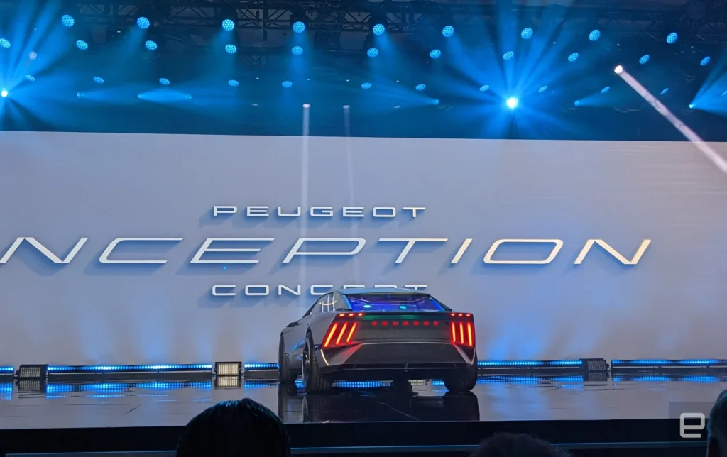 Peugeot представи своя концептуален електромобил „Inception“ на CES 2023
